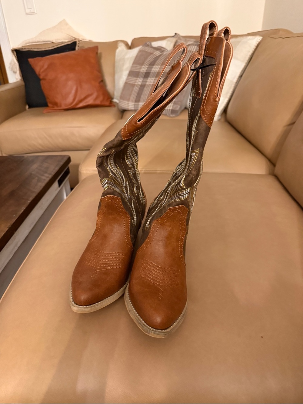 Women's Two-Tone Brown Western Heeled Boots